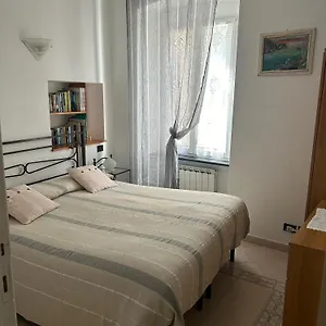 In Tipico Carugio Ligure Monterosso al Mare